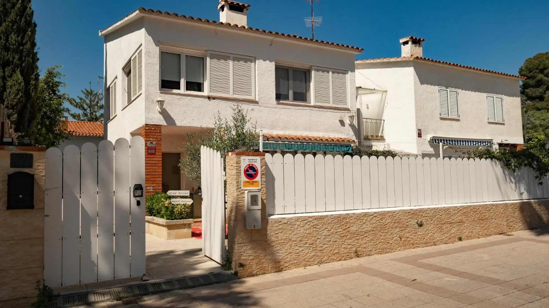 Homestay szállás Downhouse Habitacions Roda de Bará